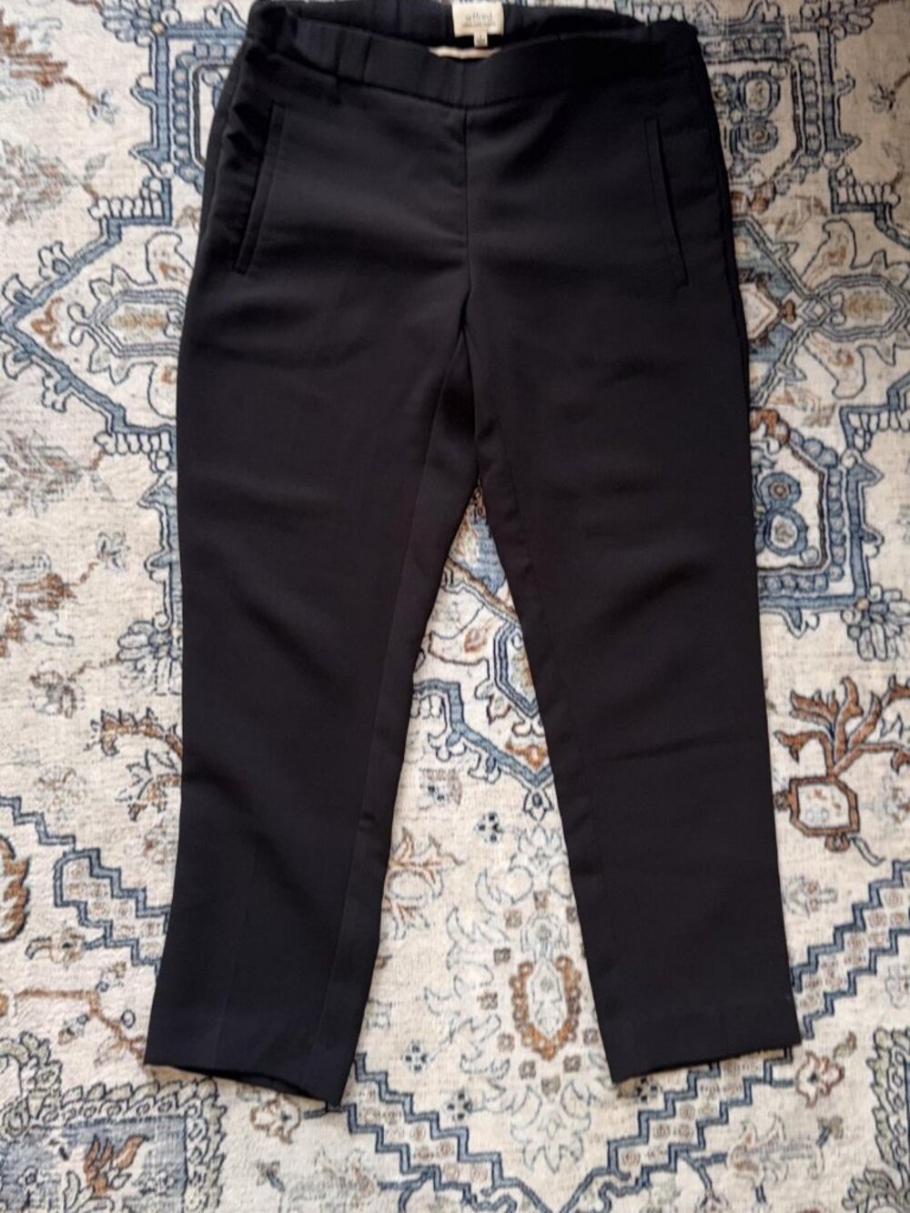 Wilfred (Aritzia) Black Tailored Trousers - Size 2